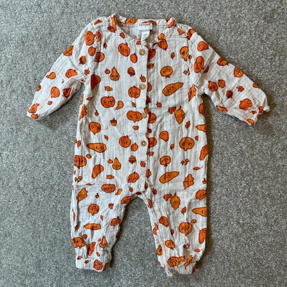 Cat & Jack Other - Cat & Jack fall print infant one piece size 6-9m pumpkin leaves